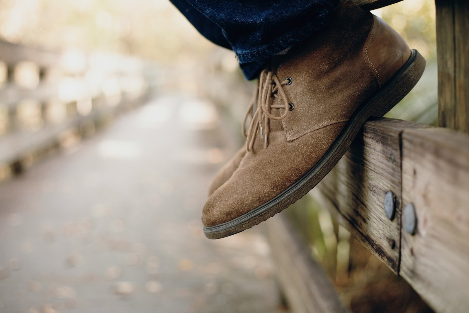 Wildlederschuhe mit Flecken